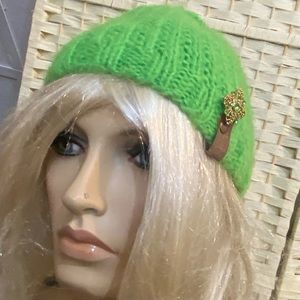 Beautiful. Colvin Green Knitted Beanie Hat with Rhinestones